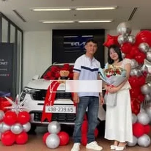 Hoạt động tư vấn và giao xe Kia tại Bình Thuận 3